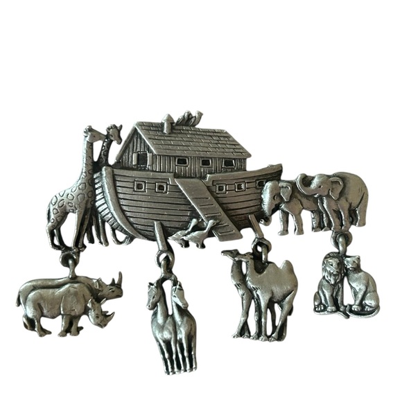 JJ Jewelry - JJ Noah's Ark Brooch Pin Pewter Silver Color